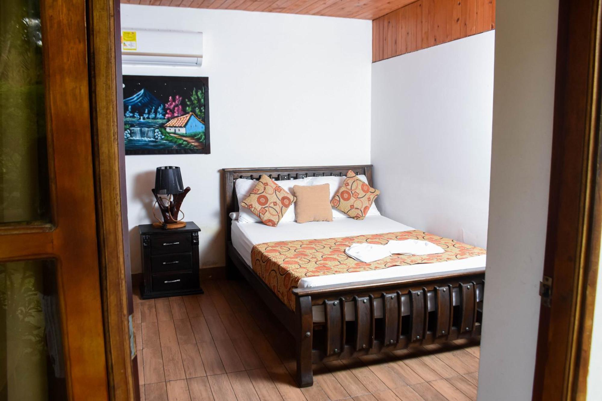 אל סאינו Casa Hostal Villa Del Rio מראה חיצוני תמונה